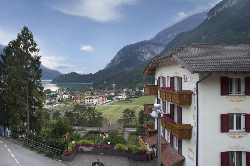 Hotel Olympia Molveno Exteriér fotografie